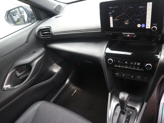 2024 TOYOTA YARIS CROSS HYBRID Z