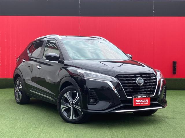 2023 NISSAN KICKS X TWO TONE INTERIOR EDITION