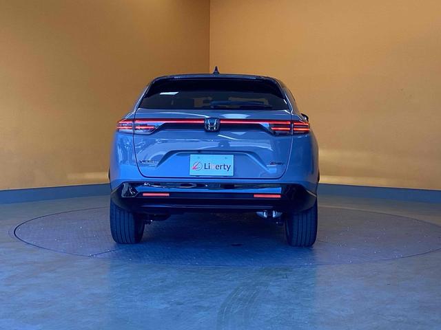 HONDA VEZEL E:HEV Z PLAY PACKAGE