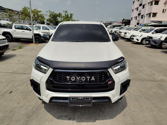 2023 TOYOTA Hilux DOUBLE CAB 2.8 4WD AT White