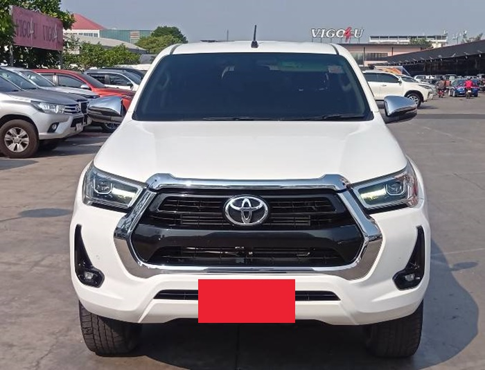 2025 TOYOTA Hilux DOUBLE CAB 2.4 2WD AT White