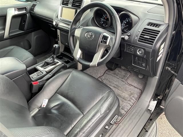 TOYOTA LAND CRUISER PRADO TXL Package
